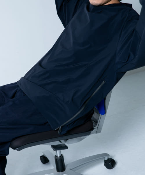 UNTRACE　BOX STRETCH SMOCK LONG-SLEEVE