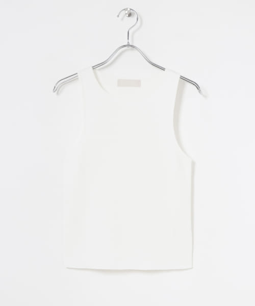 AMOMENTO　CUT-OUT SLEEVELESS TOP