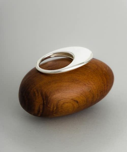 SMELLY so’　flat oval ring