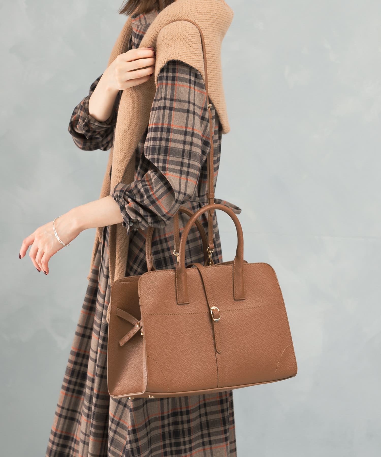レビュー高評価の商品 再入荷』ベルト付ステッチトートバッグ[RA47-2AW707]｜URBAN バッグ