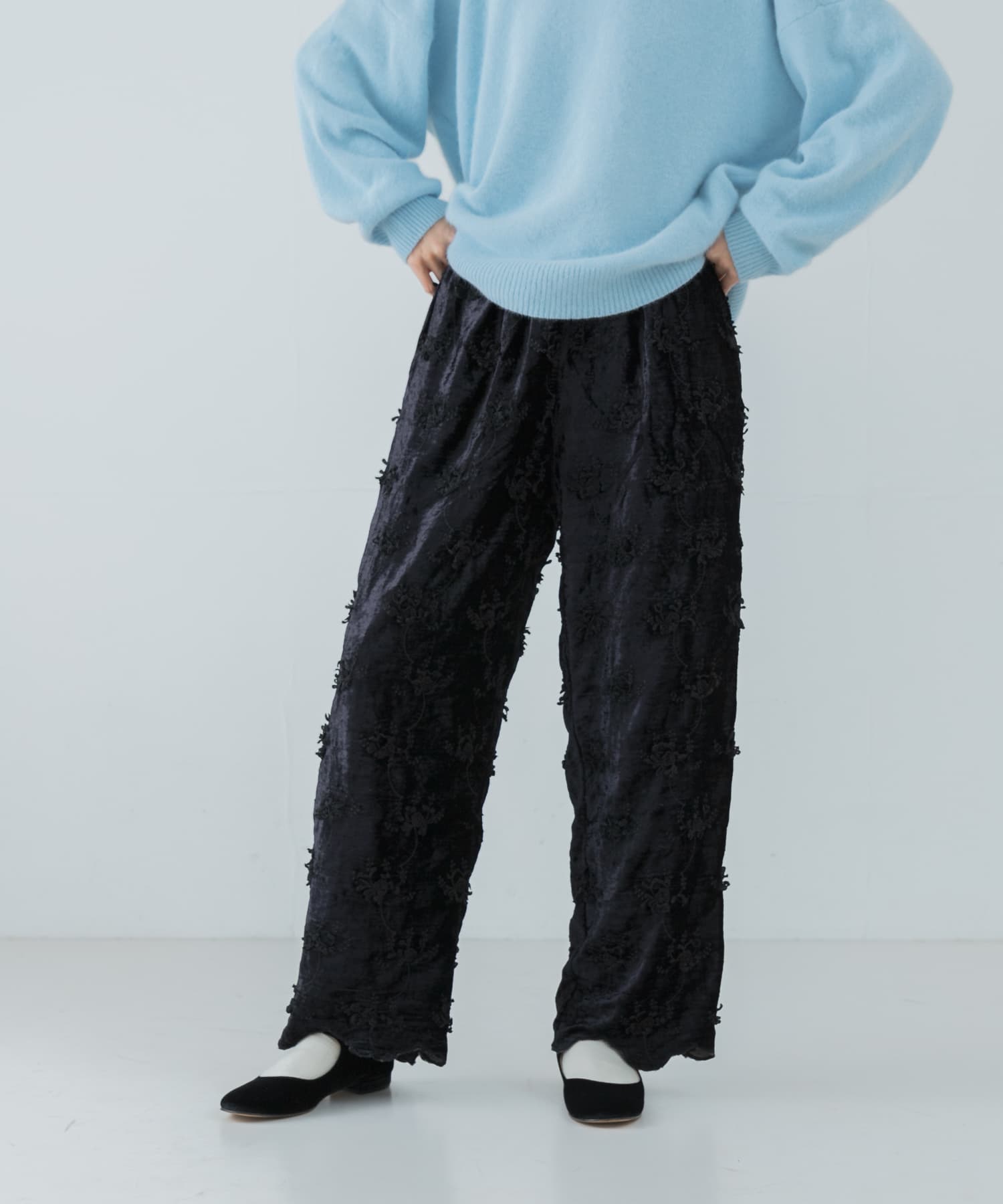 crinkle crinkle crinkle velvet embroidery pants[UW46-CC-3023