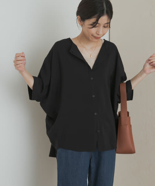 バックシャーリングドルマンブラウス