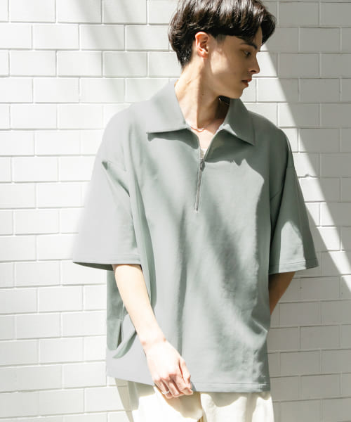 ダンボールポンチハーフジップショートスリーブTシャツ