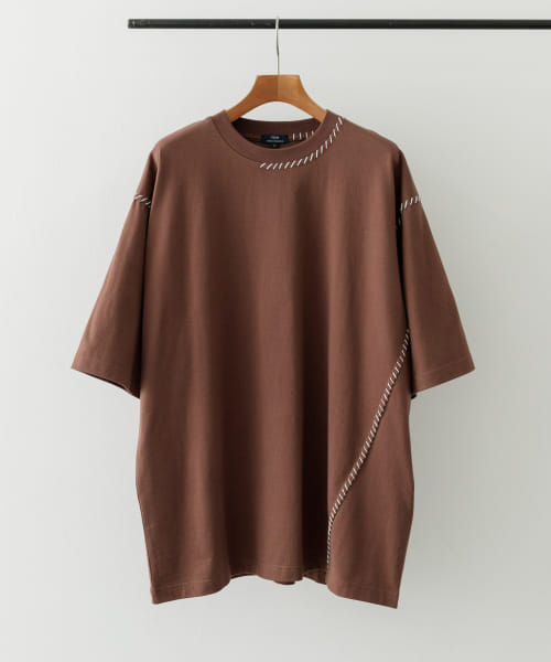 ブランケットステッチクルーネックTシャツ