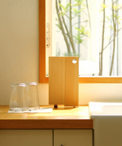 STYLE JAPAN　四万十ひのき 立つまな板S