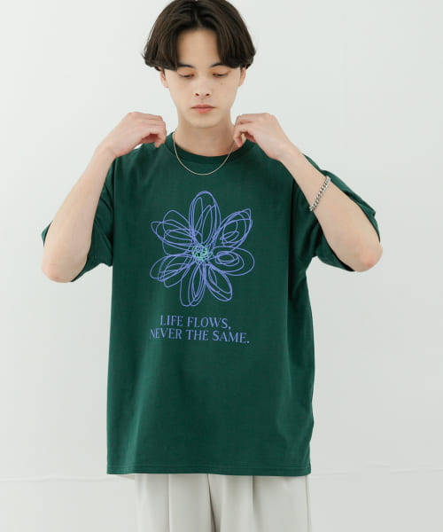 フラワーアートグラフィックショートスリーブTシャツ