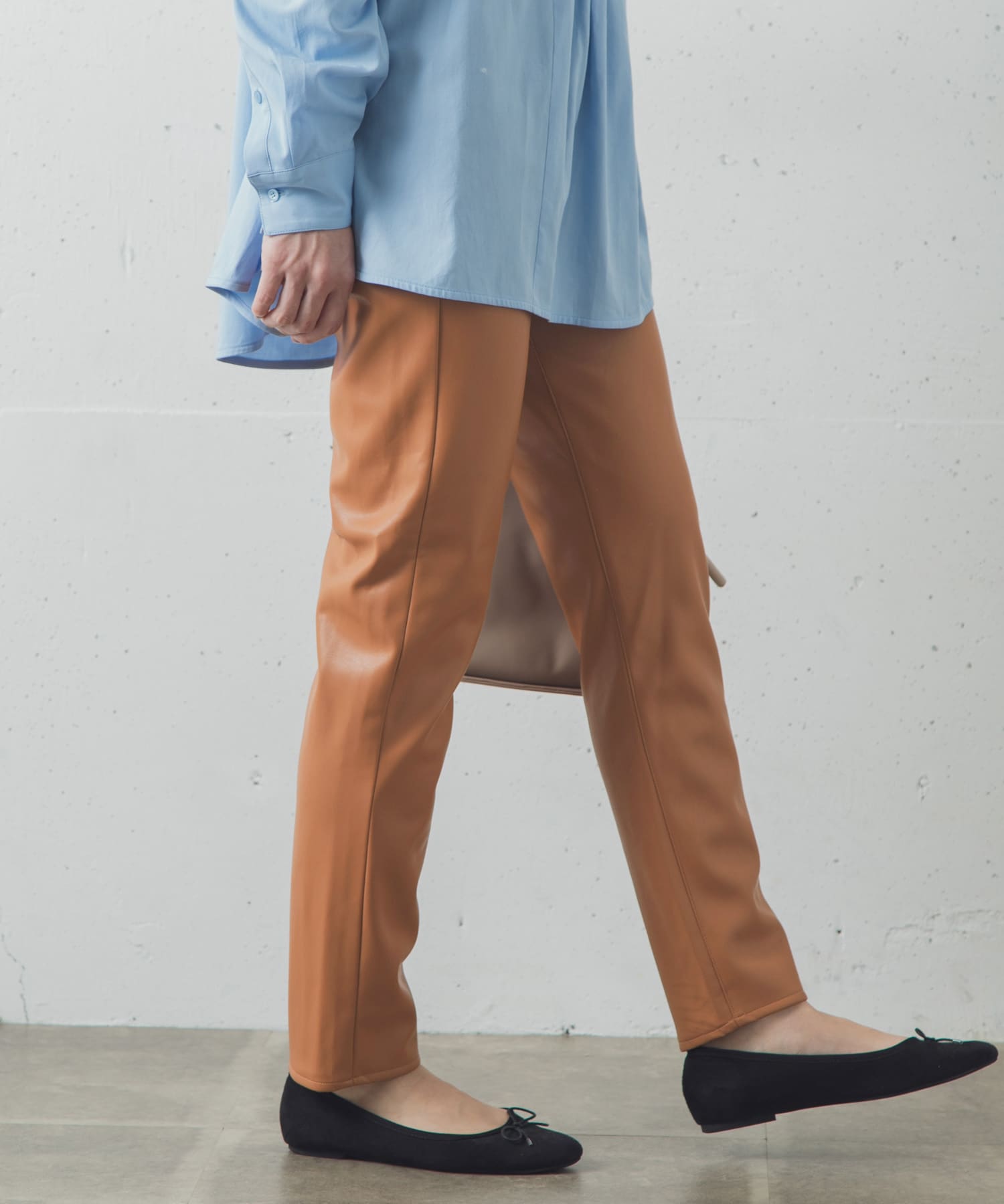 フェイクレザーパンツ[LA06-24T703]｜URBAN RESEARCH公式ファッション通販