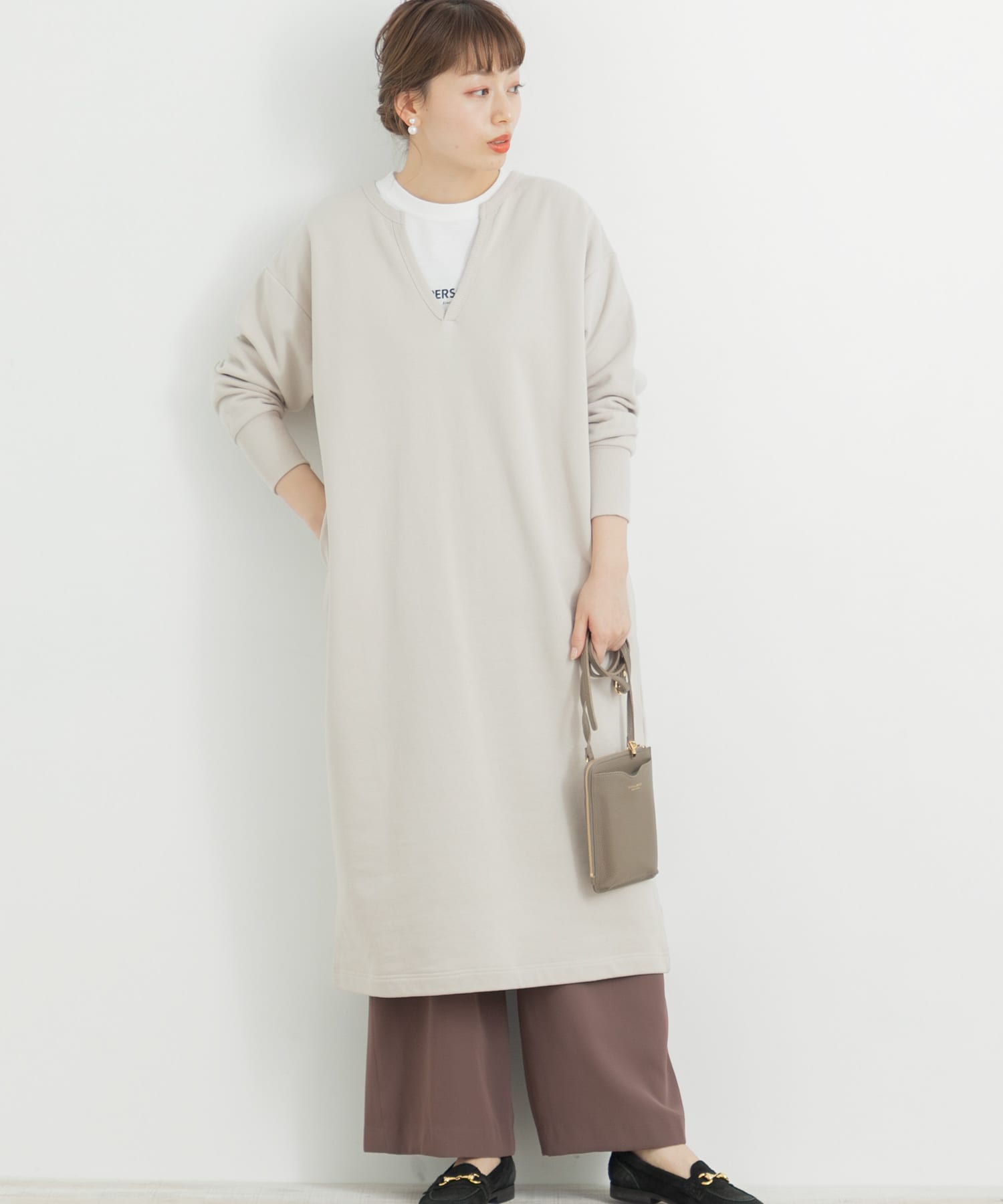 深vネックカットワンピース La14 26k001 Urban Research公式ファッション通販
