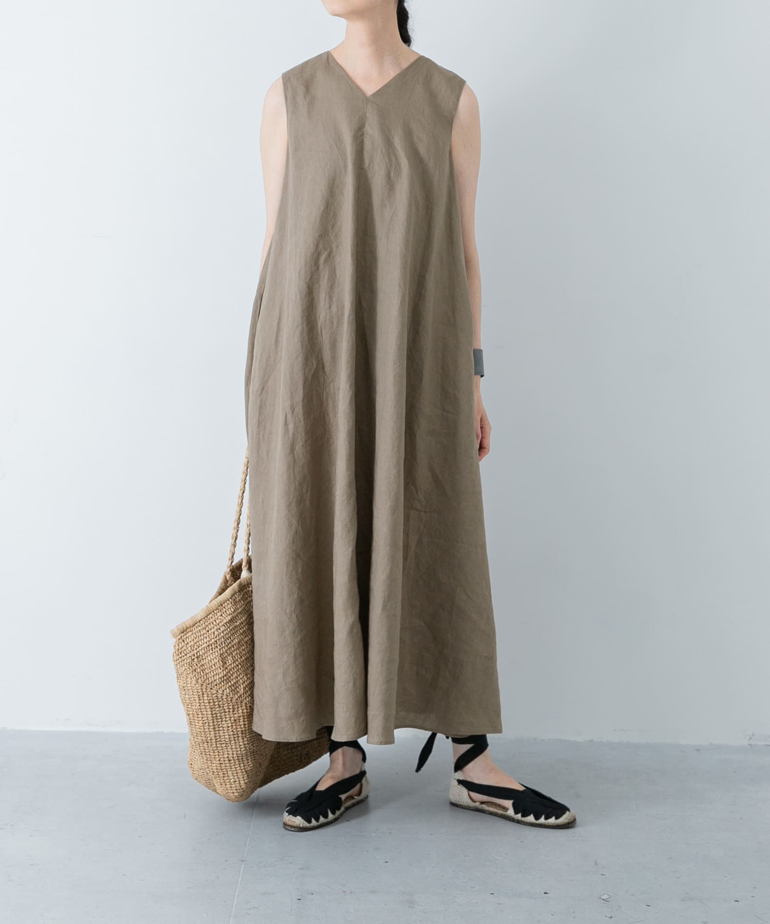 リネンノースリーブaラインワンピース Ga15 26m018 Urban Research公式ファッション通販 リネンノースリーブaラインワンピース Ga15 26m018 Urban Research公式ファッション通販