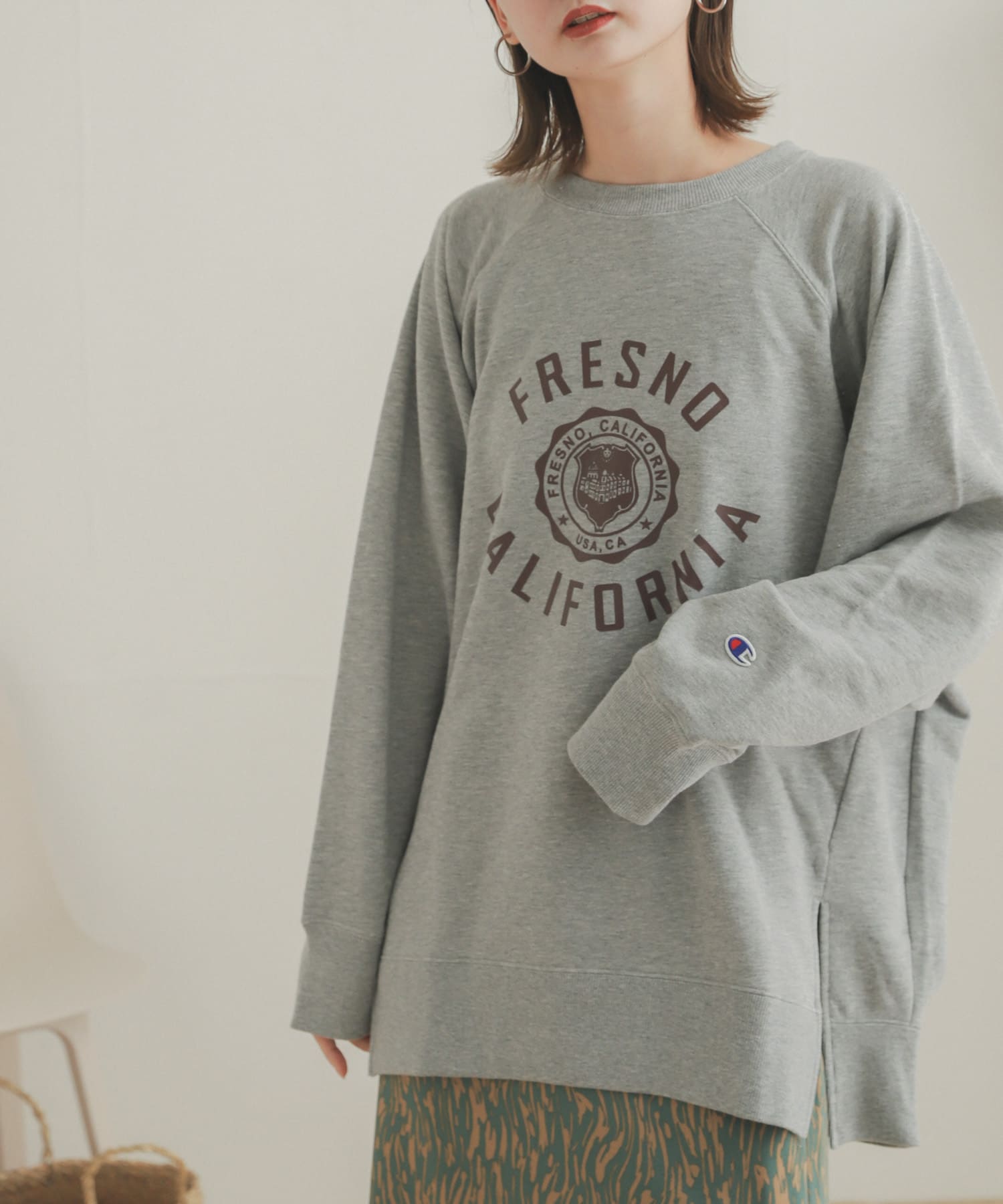 別注 Champion Sense Of Place カレッジスウェット 16 21a001 Urban Research公式ファッション通販 別注 Champion Sense Of Place カレッジスウェット 16 21a001 Urban Research公式ファッション通販