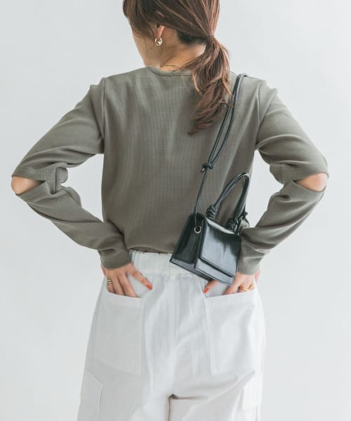 エルボースリットカットソー