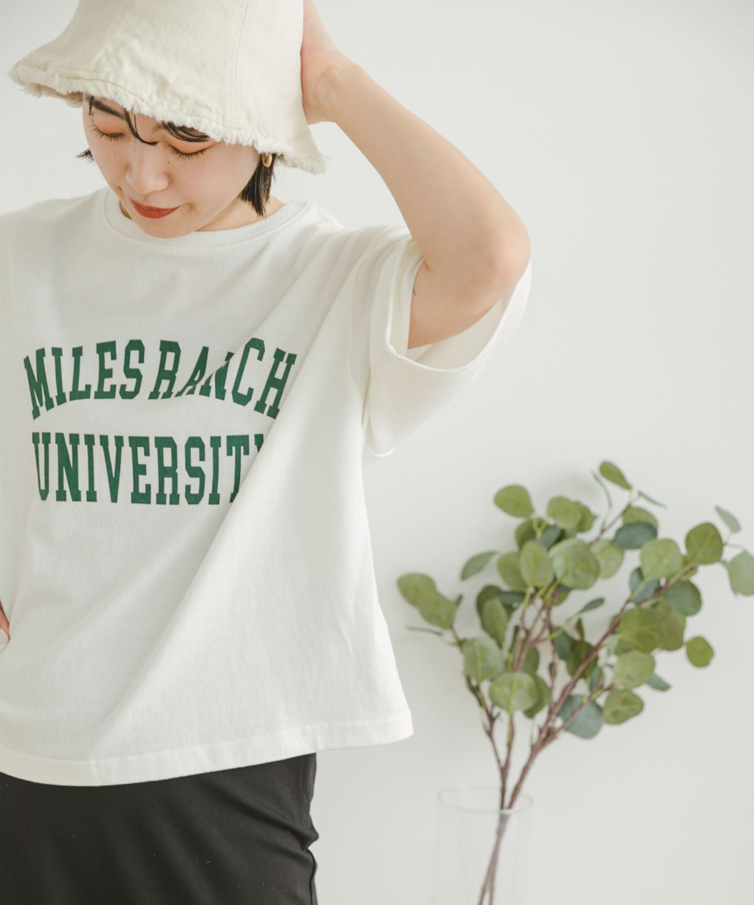 カレッジロゴハンソデTシャツ[IT35-21A007]｜URBAN RESEARCH