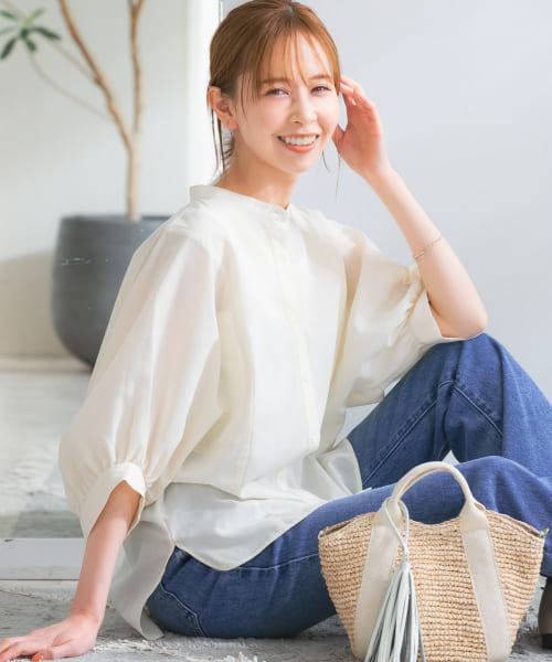 『UR TECH Smart Linen Touch』袖ボリュームシャツ