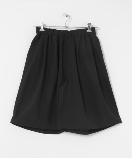 UNTRACE　KNEE LENGTH SHORTS