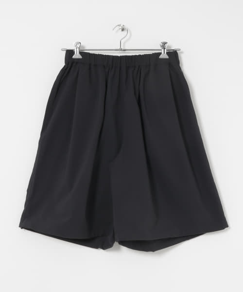 UNTRACE　KNEE LENGTH SHORTS