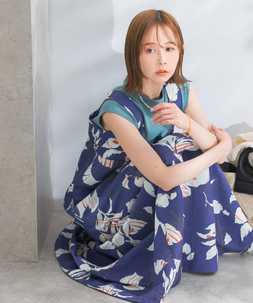 アブストラクトリーフプリントワンピース