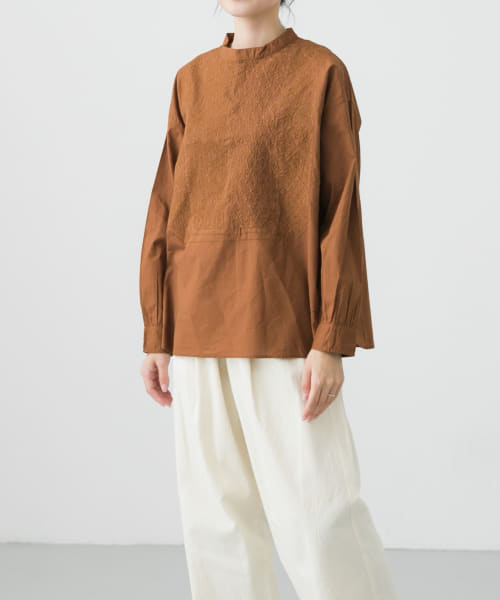 maison de soil　BACK OPENING EMB SHIRTS