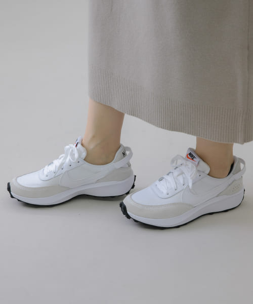 NIKE　ナイキウィメンズワッフルデビュー