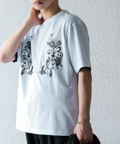 [SENSE OF PLACE][ボタニカルシシュウクルーネックTシャツ(5分袖)]