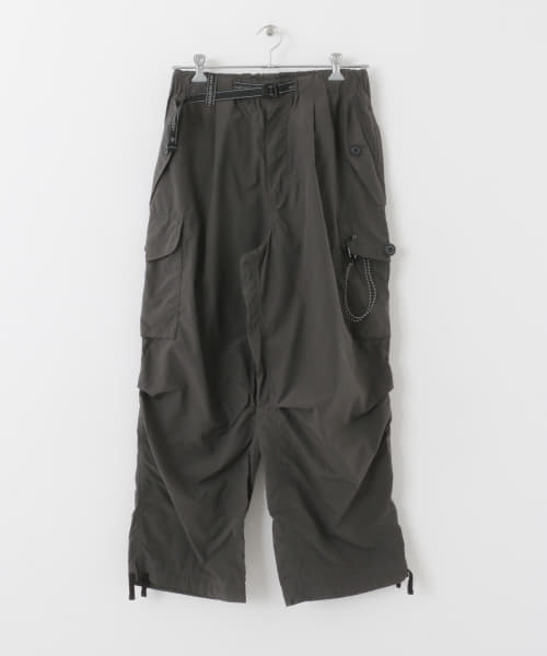 and wander　oversized cargo pants