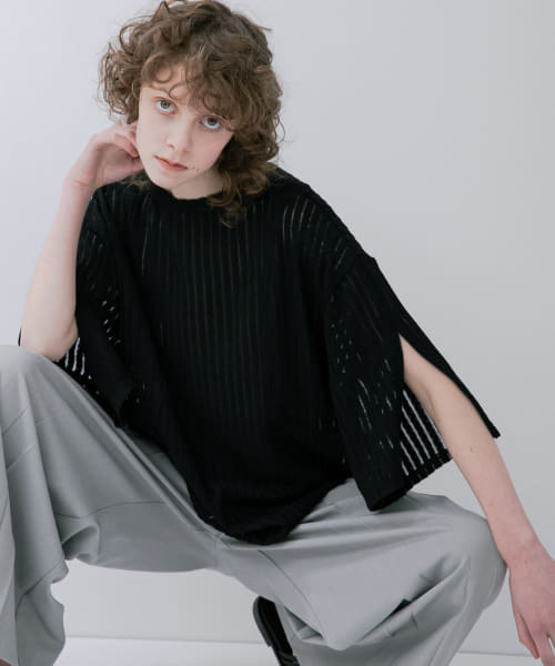 lace slit tee