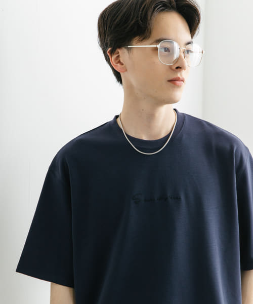 シシュウポンチショートスリーブTシャツ