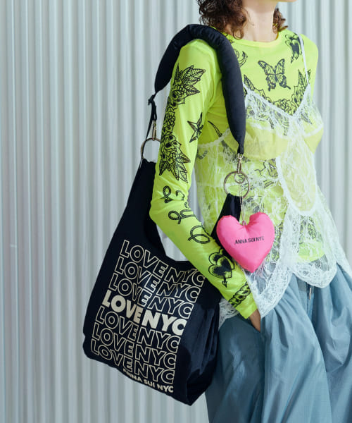 ANNA SUI NYC　LOVEショッピングバッグ