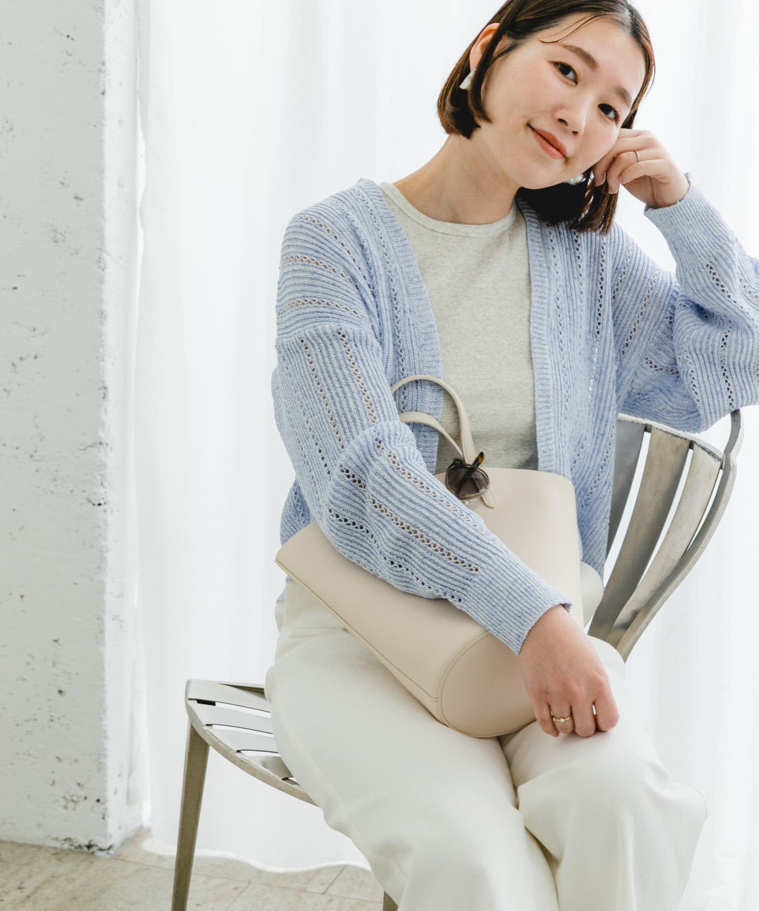 ワンダフルワールド定価4万7300円 豪華花モチーフ付き透かし編み