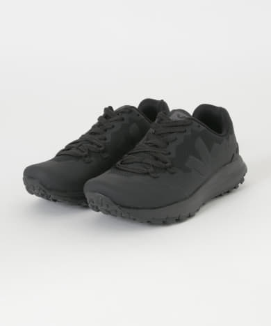 veja　FITZ ROY BLACK BLACK(Men)