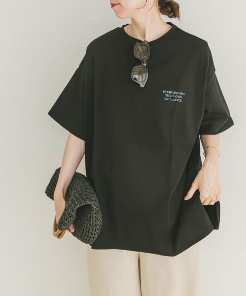バックプリントロゴTシャツ