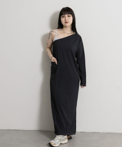 Oneshoulder Dress