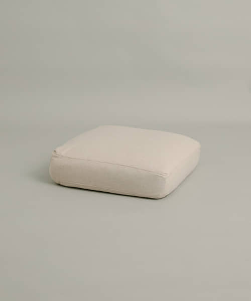 BOTHY OTTOMAN CUSHION Modern