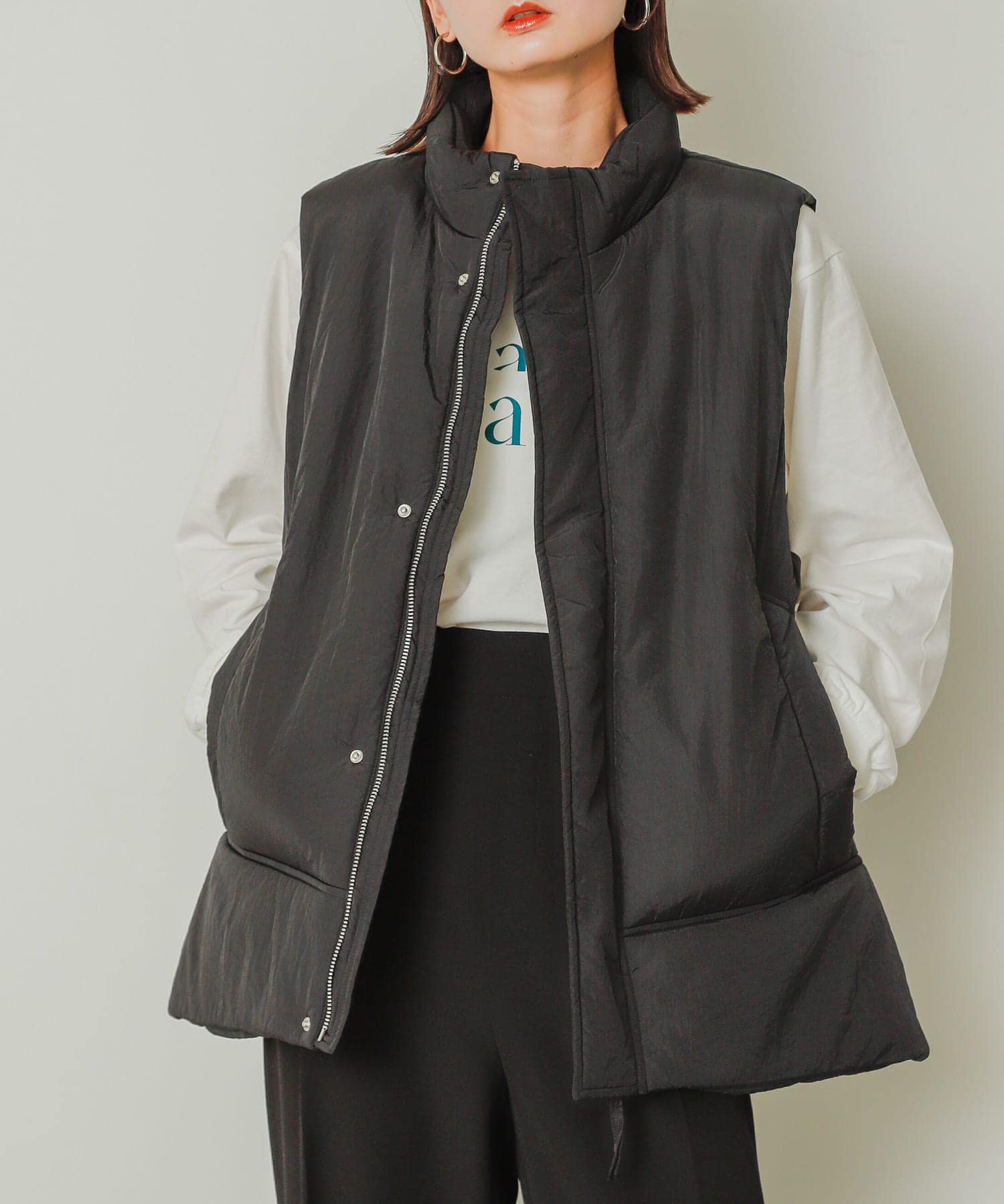 ATTACHMENT ニットフラノスタンドカラーダウンベスト 荒