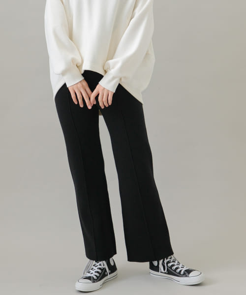 『UR TECH』蓄熱ニットパンツ