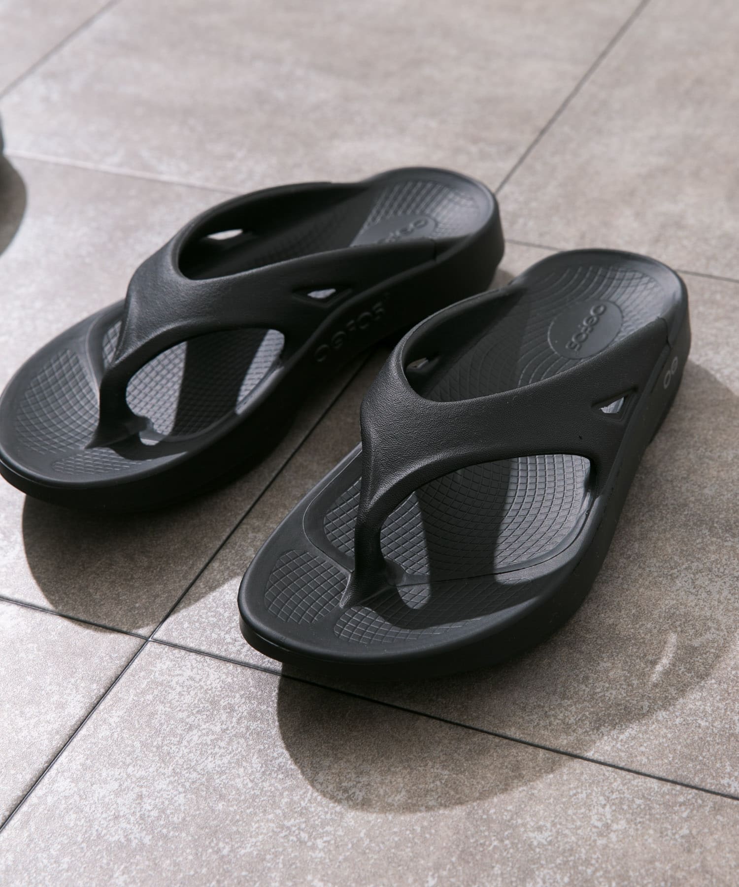 OOFOS Ooriginal[DM45-200001]｜URBAN RESEARCH公式ファッション通販