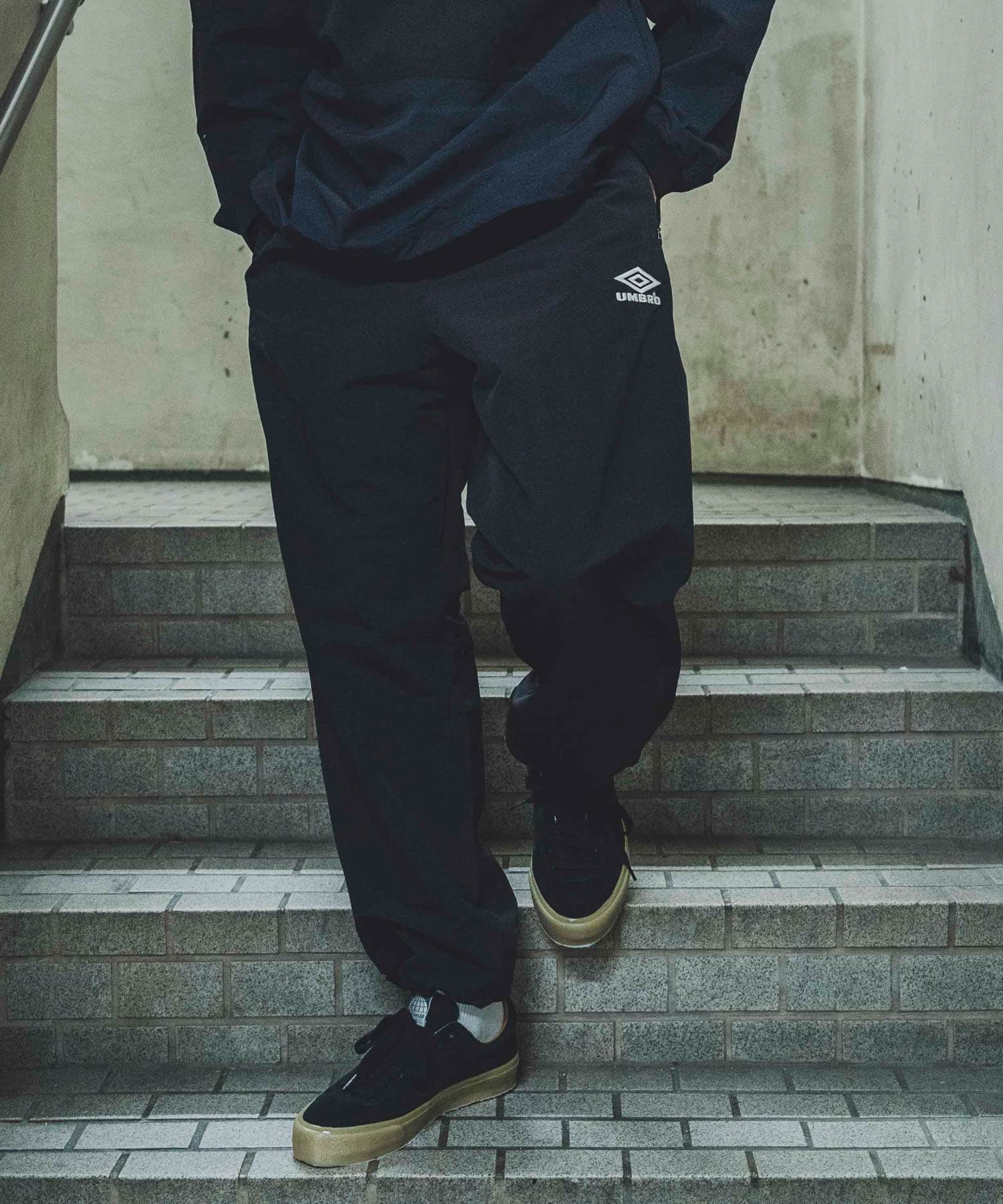 【初回限定】 別注』UMBRO×DOORS TRACK PANTS[DM44-09DR-PT01]｜URBAN パンツ