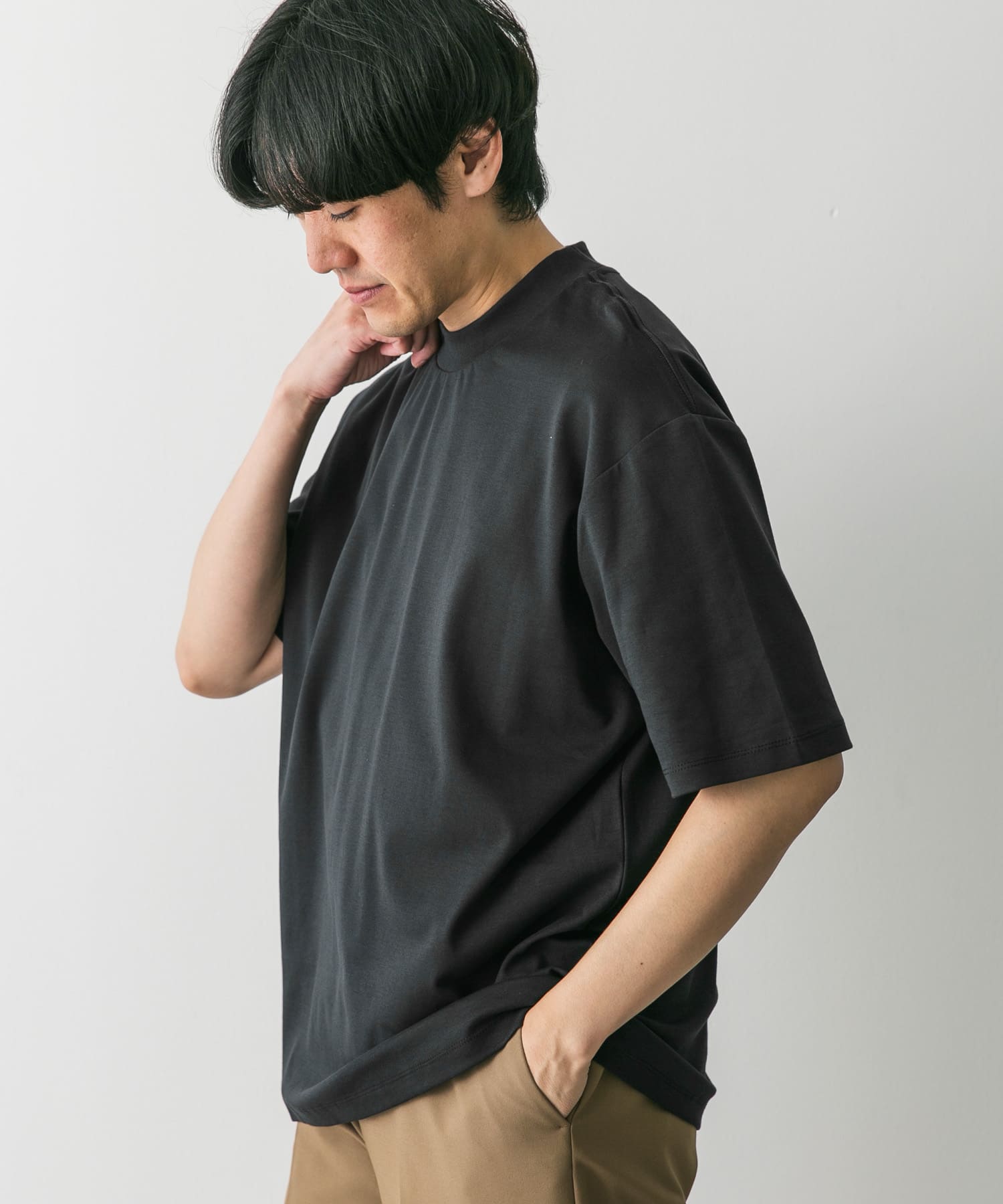 お待たせ! UR TECH』防汚加工モックネックTシャツ[DR45-11H514]｜URBAN トップス