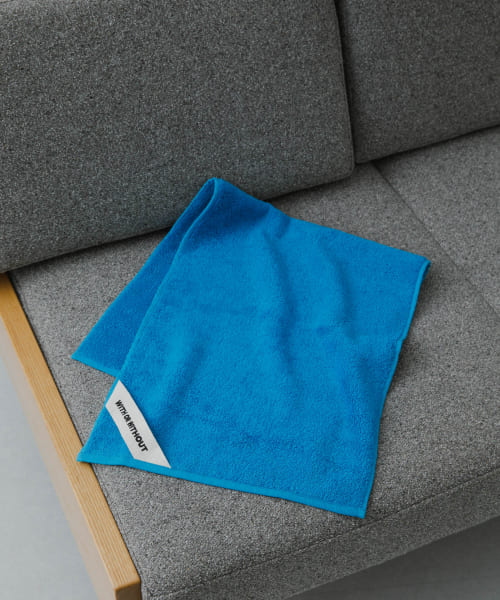 WITH OR WITHOUT　Face Towel