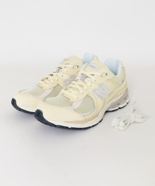 NEW BALANCE　2002R