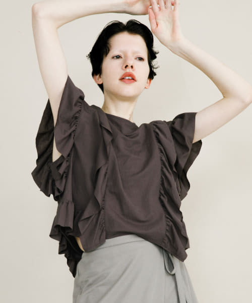 frill frill tee