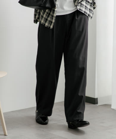 ダブルタックワイドパンツ