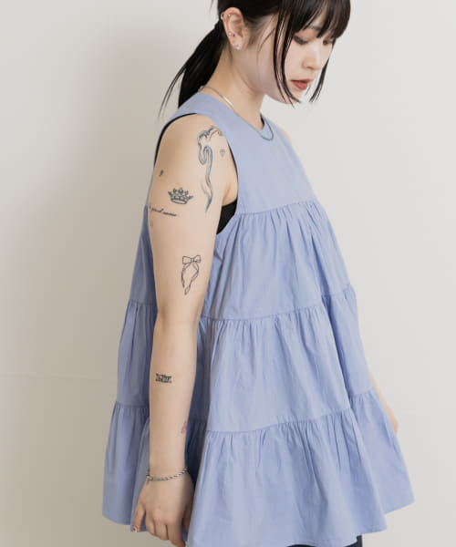 FANAKA　Poplin tiered blouse
