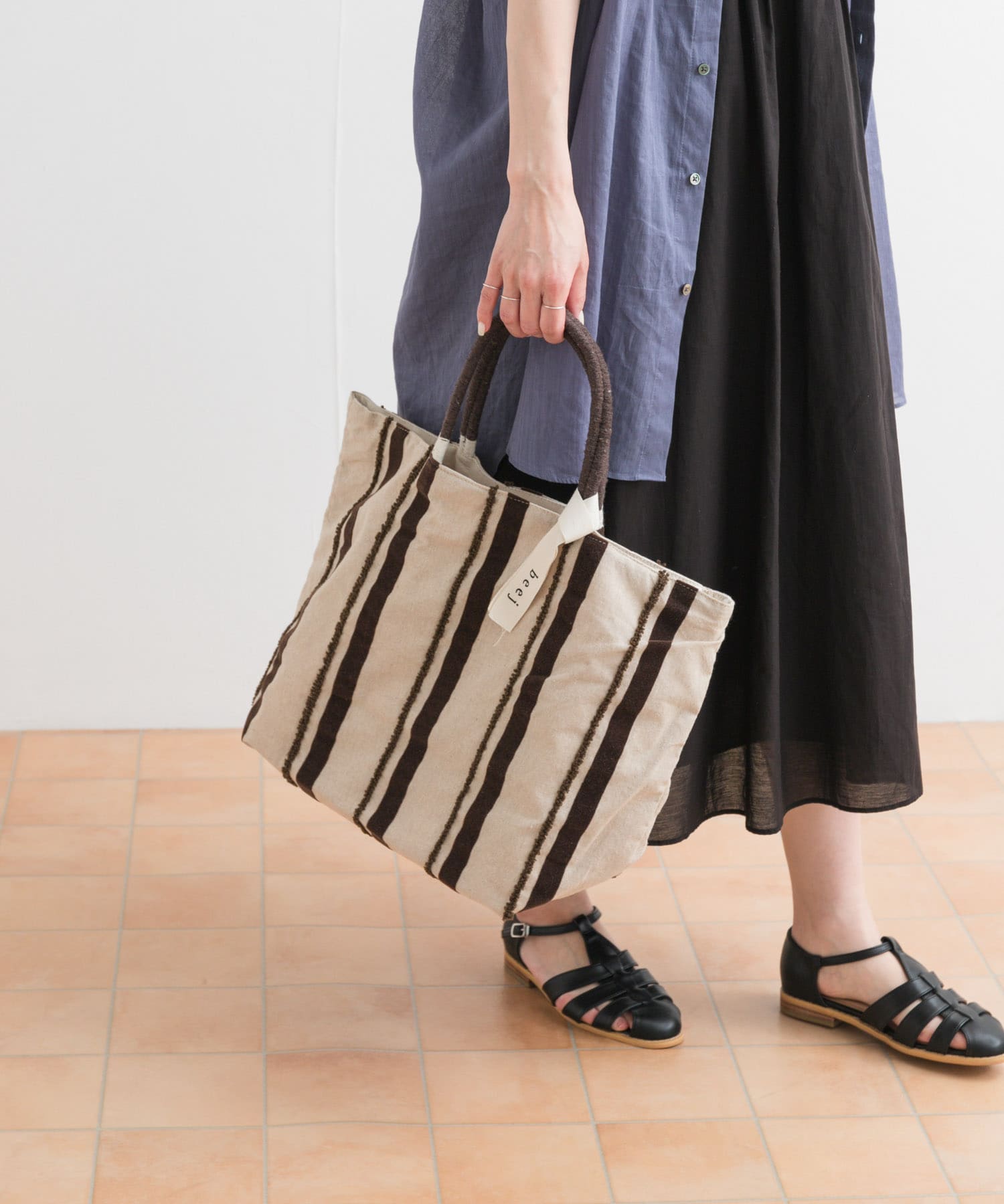 beej EMB&Flocky Big tote bag[DWA5-PWMI-IT003]｜URBAN