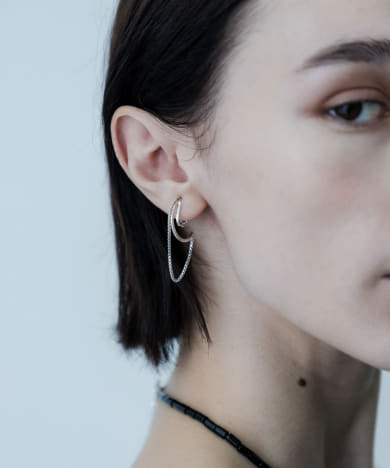 SMELLY so’　combination chain earring