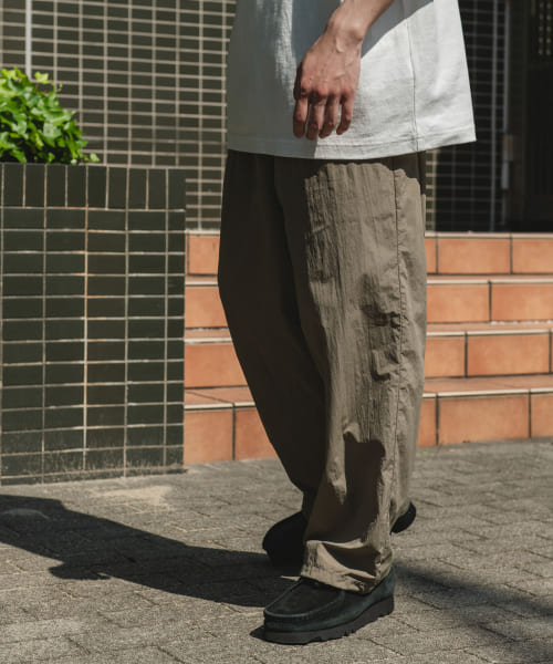 OUTDOOR EXCHANGE ナイロンパンツ