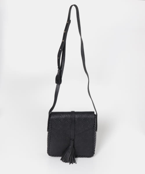 WENDY NICH　Basket Saddle Flap