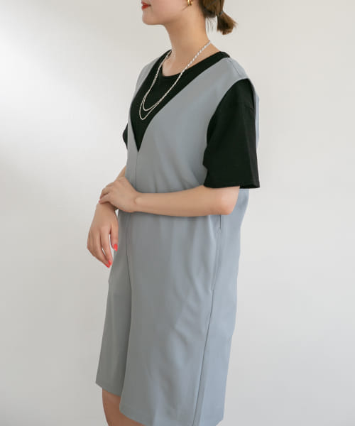 Vネックショートサロペット