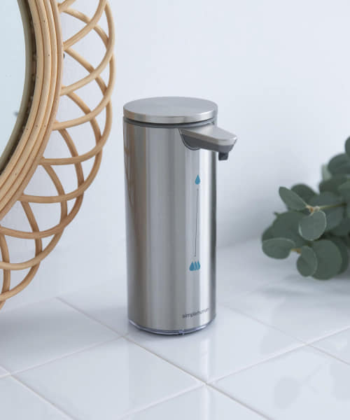 simplehuman　充電式 センサーポンプ
