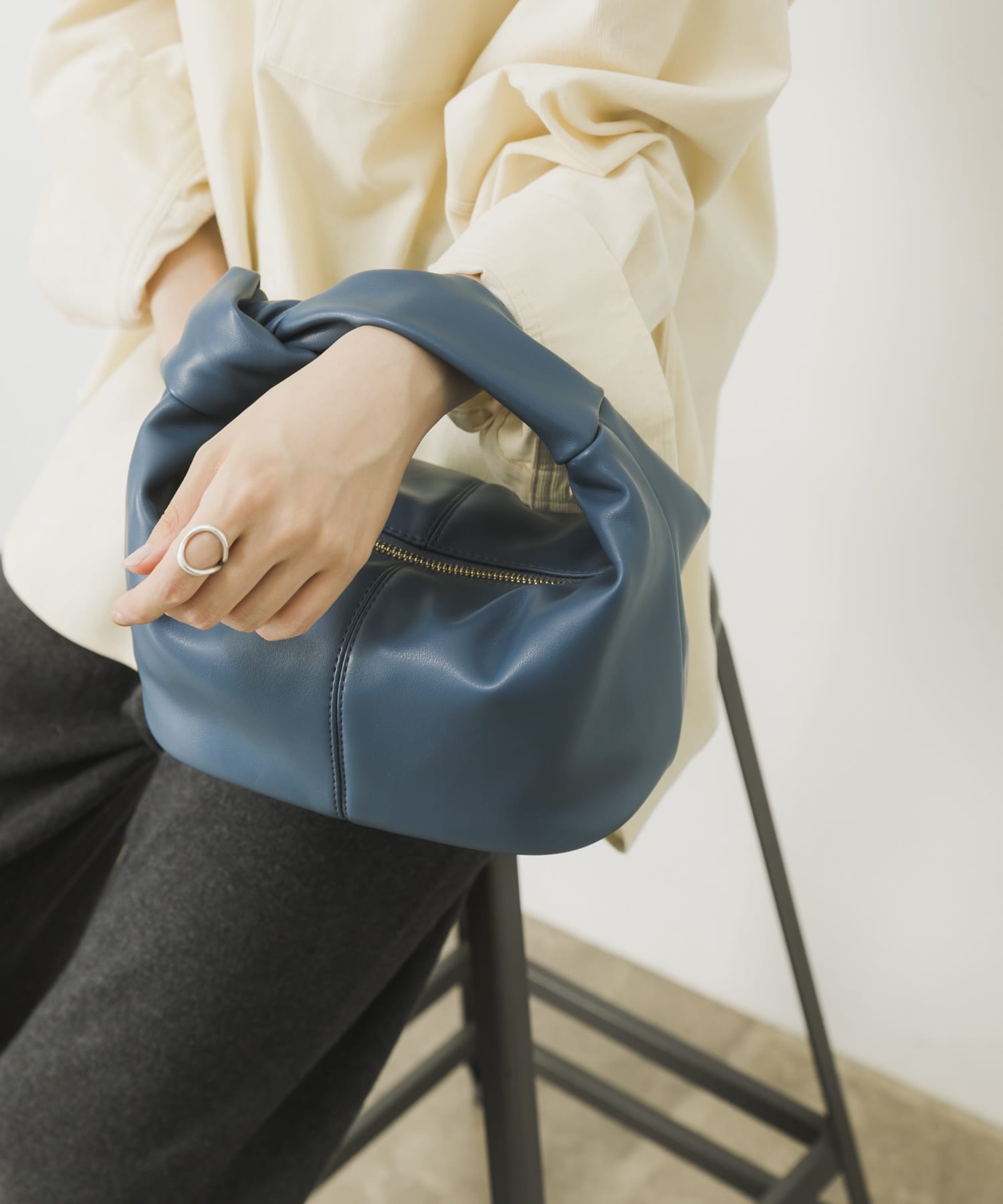 One Knot Handle Bag[UR24-2AW001]｜URBAN RESEARCH公式ファッション通販