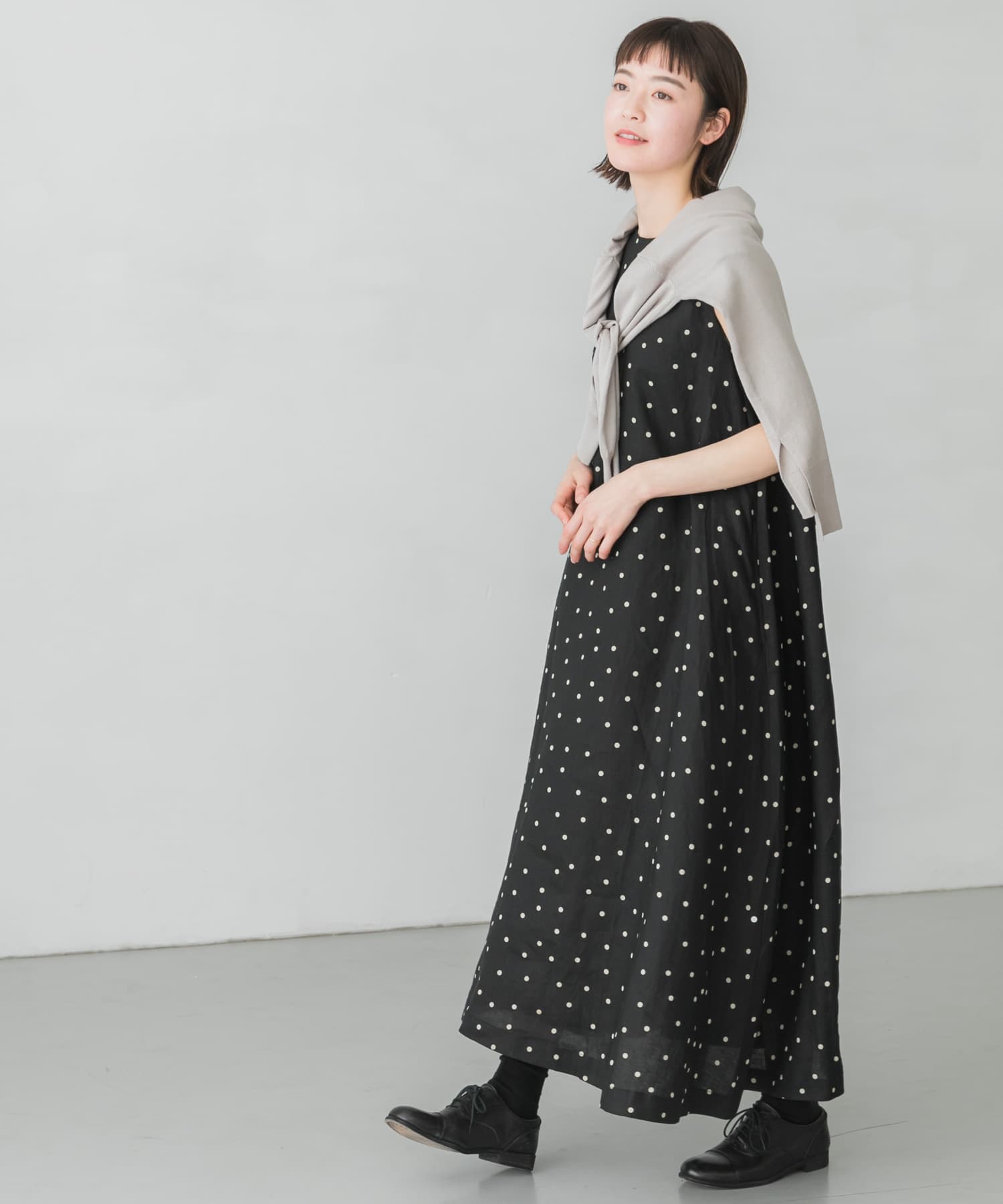 リネンノースリーブドットワンピース Ga25 26m004 Urban Research公式ファッション通販